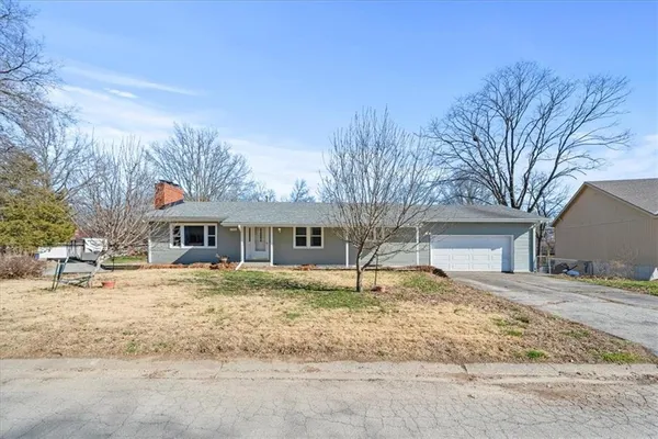 $255,000 | 105 Highland Drive, Smithville, MO 64089