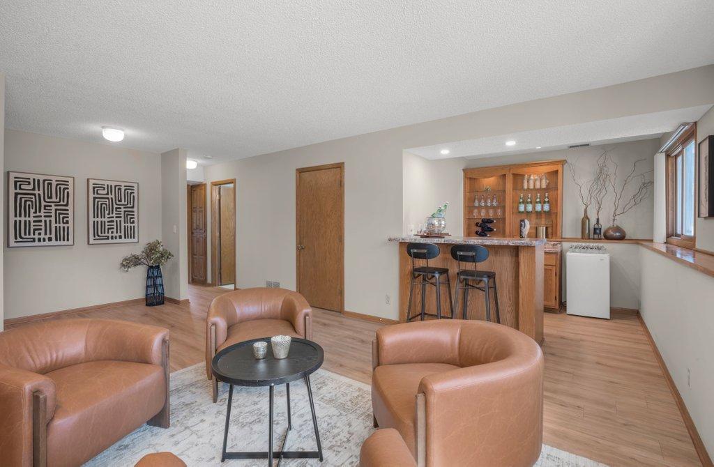 6677 Countryside Drive Eden Prairie, MN 55346 - Photo 20 of 36