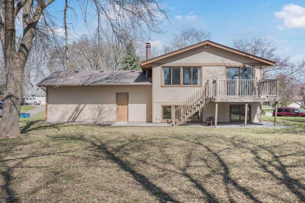 6677 Countryside Drive Eden Prairie, MN 55346 - Photo 28 of 36