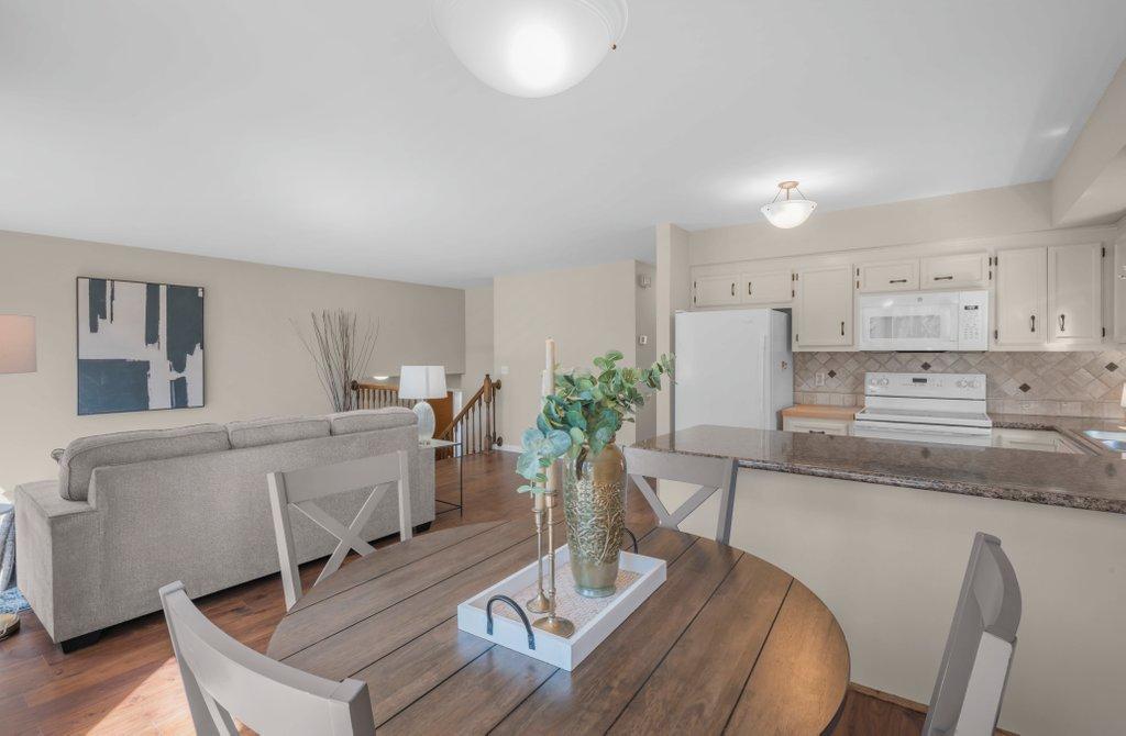 6677 Countryside Drive Eden Prairie, MN 55346 - Photo 10 of 36