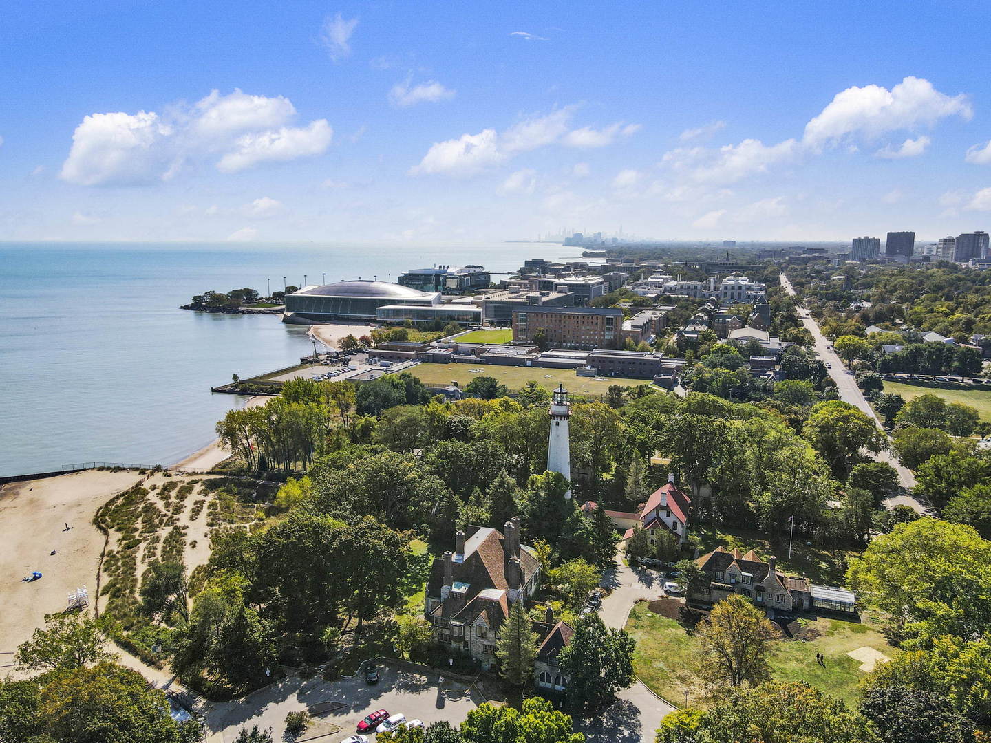 243 Custer Avenue Evanston, IL 60202 - Photo 17 of 17 a view of a city