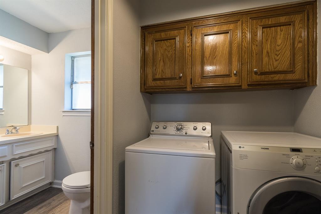 9190 Orbiter Circle Dallas, TX 75243 - Photo 12 of 25