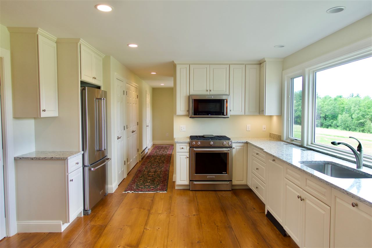 237 Sutton Road New London, NH 03257 - Photo 2 of 15 Gallery Image 2