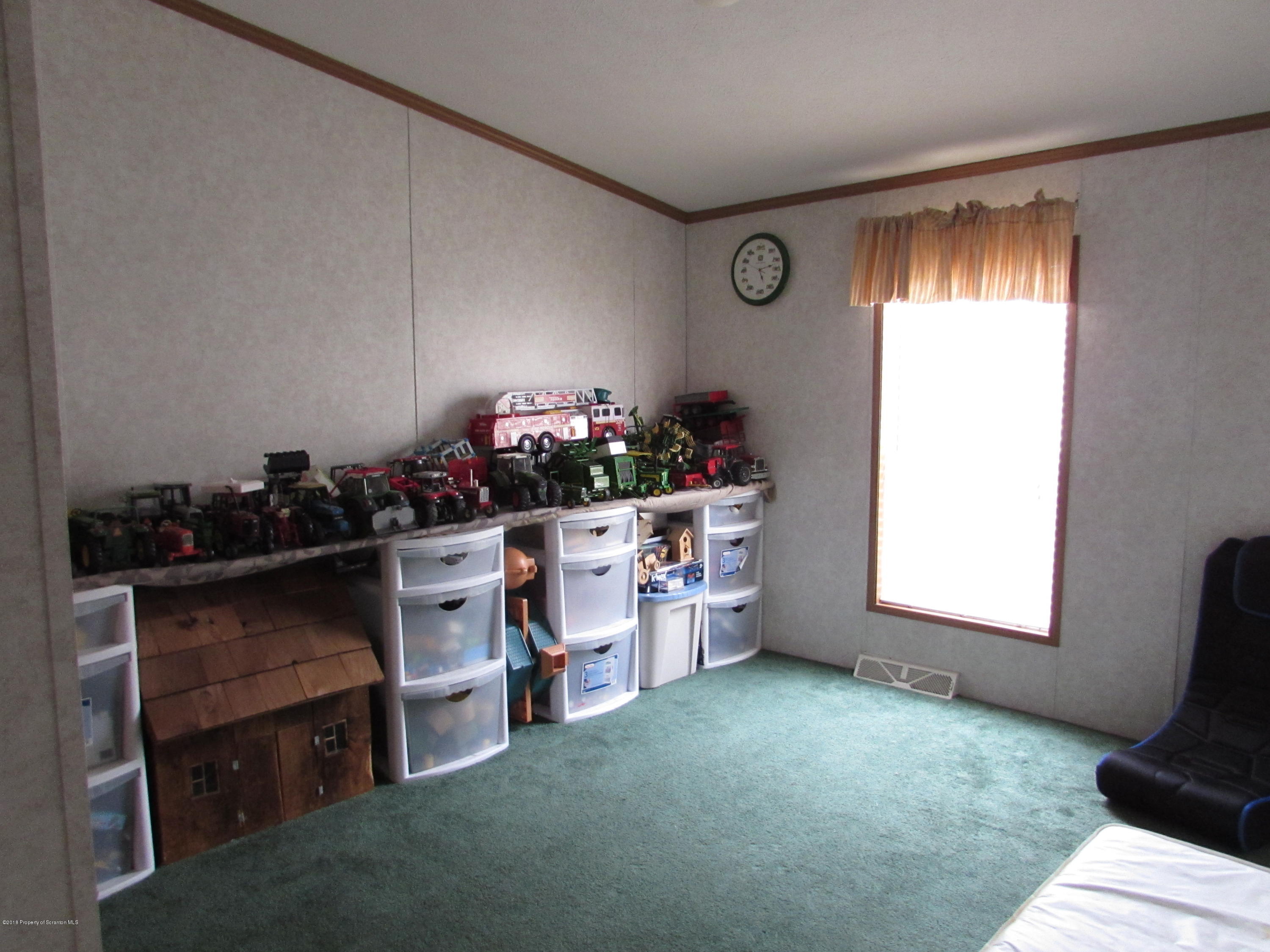 690 Squier Hill Road Nicholson, PA 18446 - Photo 11 of 16 Gallery Image 11