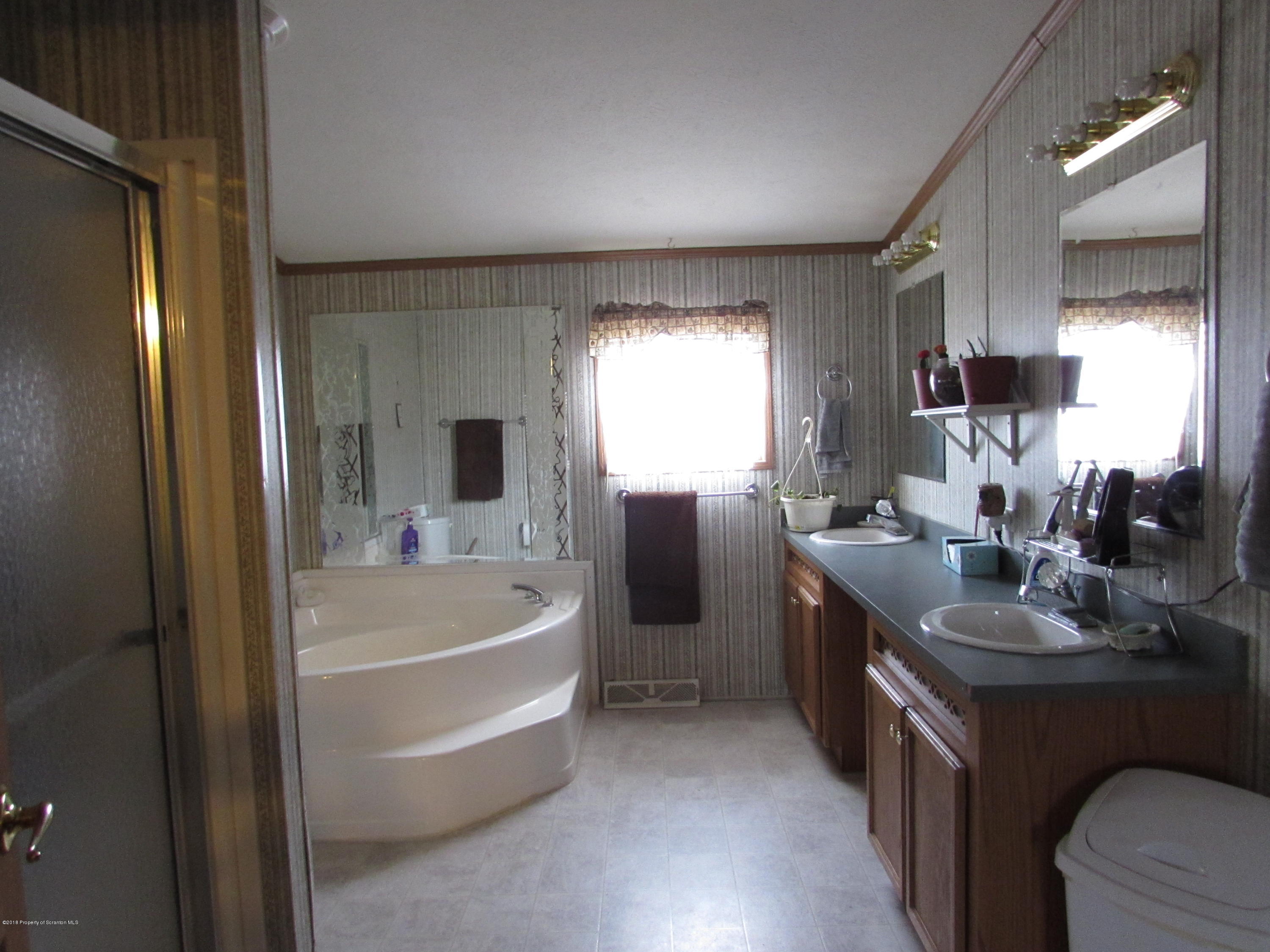 690 Squier Hill Road Nicholson, PA 18446 - Photo 9 of 16 Gallery Image 9