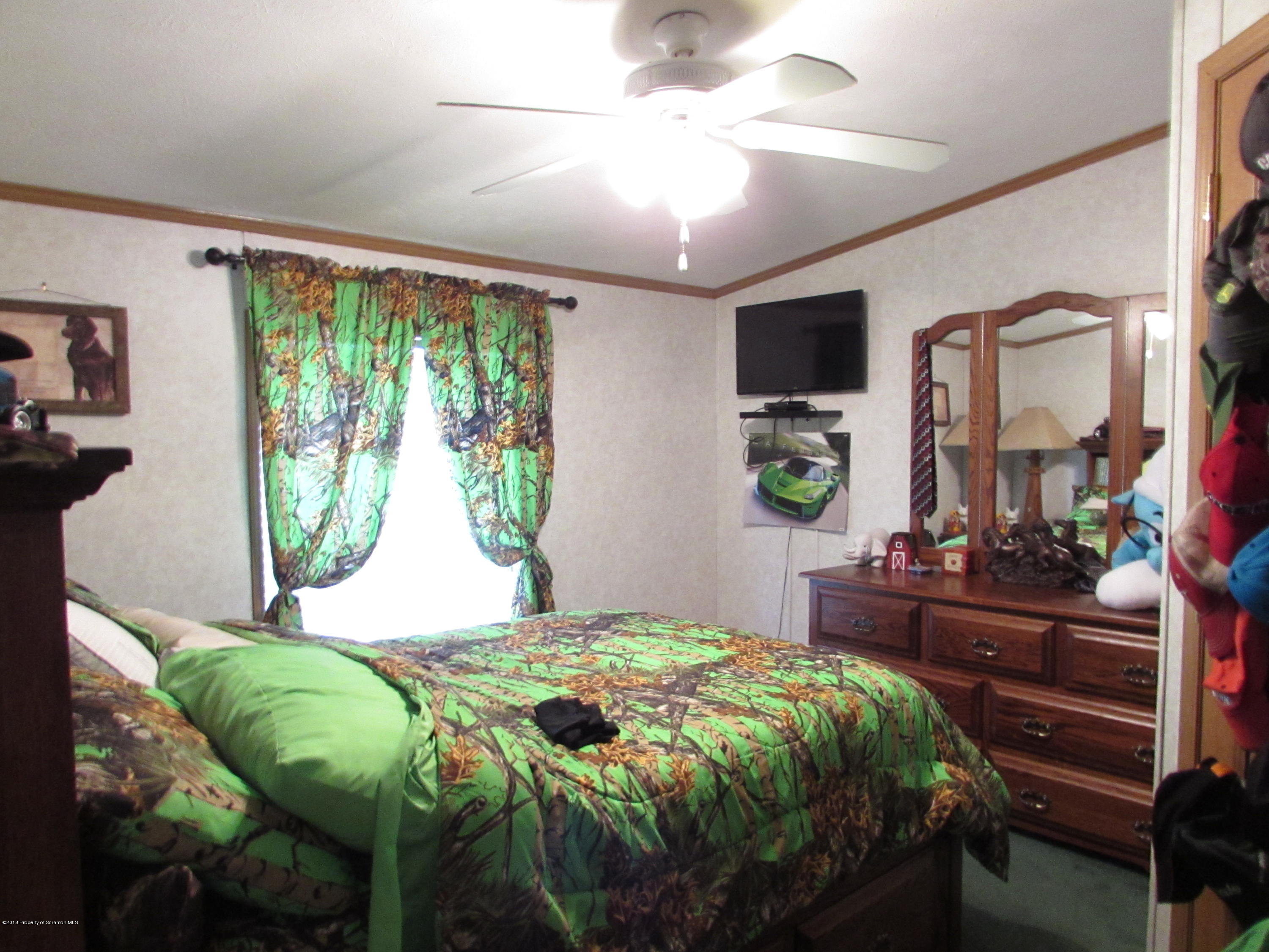 690 Squier Hill Road Nicholson, PA 18446 - Photo 10 of 16 Gallery Image 10