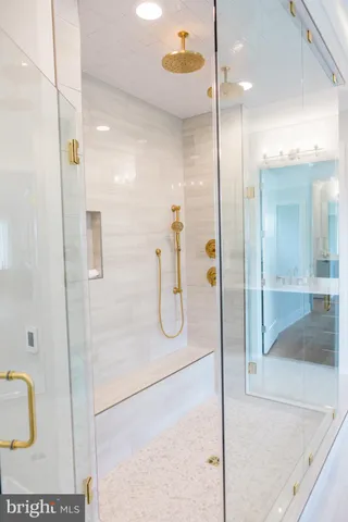 $2,492,000 | 8407 Berea Court, Vienna, VA 22180