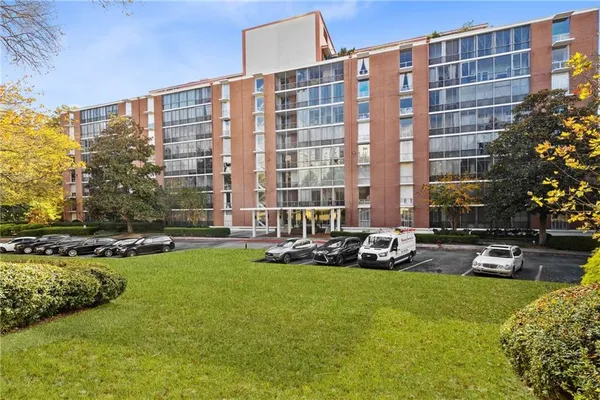 $1,700 | 130 26th Street Northwest, Unit 307, Atlanta, GA 30309