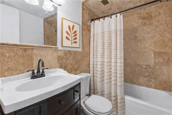 $1,700 | 130 26th Street Northwest, Unit 307, Atlanta, GA 30309