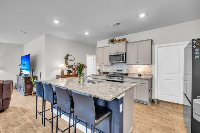 $389,000 | 108 Holly Leaf Lane, Summerville, SC 29486