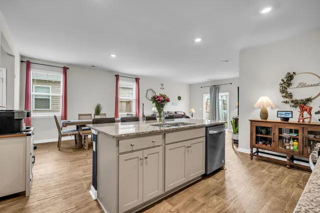 $389,000 | 108 Holly Leaf Lane, Summerville, SC 29486