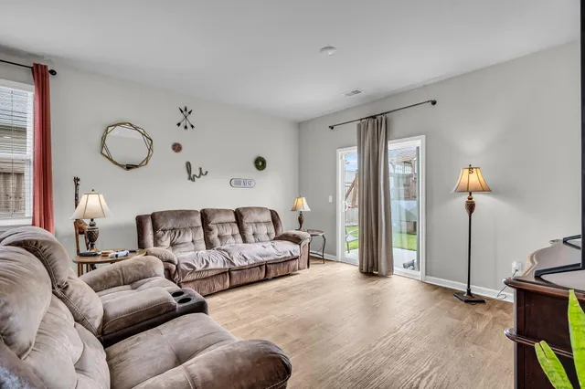 $389,000 | 108 Holly Leaf Lane, Summerville, SC 29486