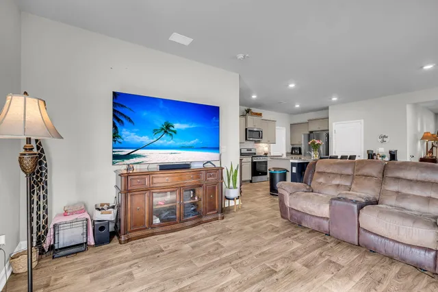 $389,000 | 108 Holly Leaf Lane, Summerville, SC 29486