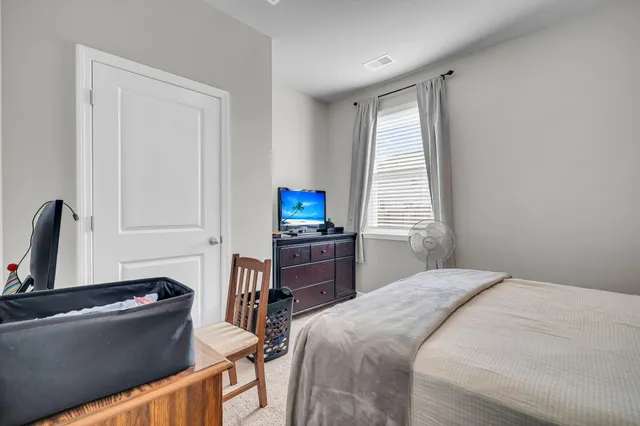 $389,000 | 108 Holly Leaf Lane, Summerville, SC 29486