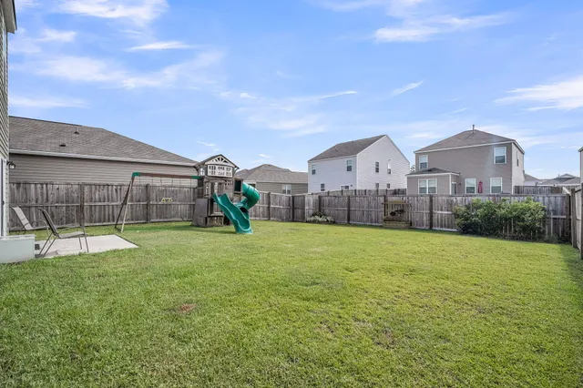 $389,000 | 108 Holly Leaf Lane, Summerville, SC 29486