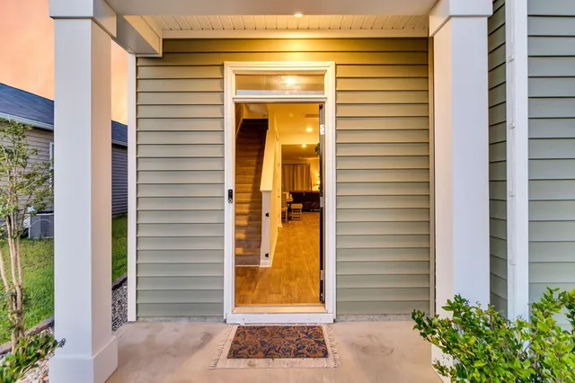 $389,000 | 108 Holly Leaf Lane, Summerville, SC 29486