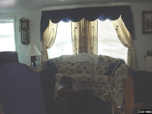 141 Platinum Pointe Way Reno, NV 89506 - Photo 5 of 8 Photo 5