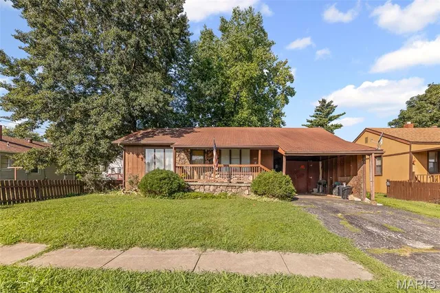 $64,900 | 145 Victory Drive, East Alton, IL 62024