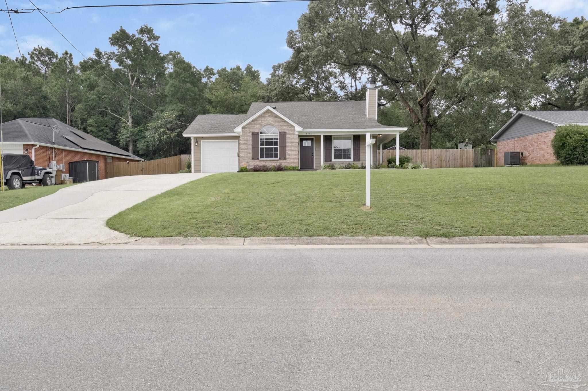 4412 Chantilly Way Milton, FL 32583 - Photo 8 of 63