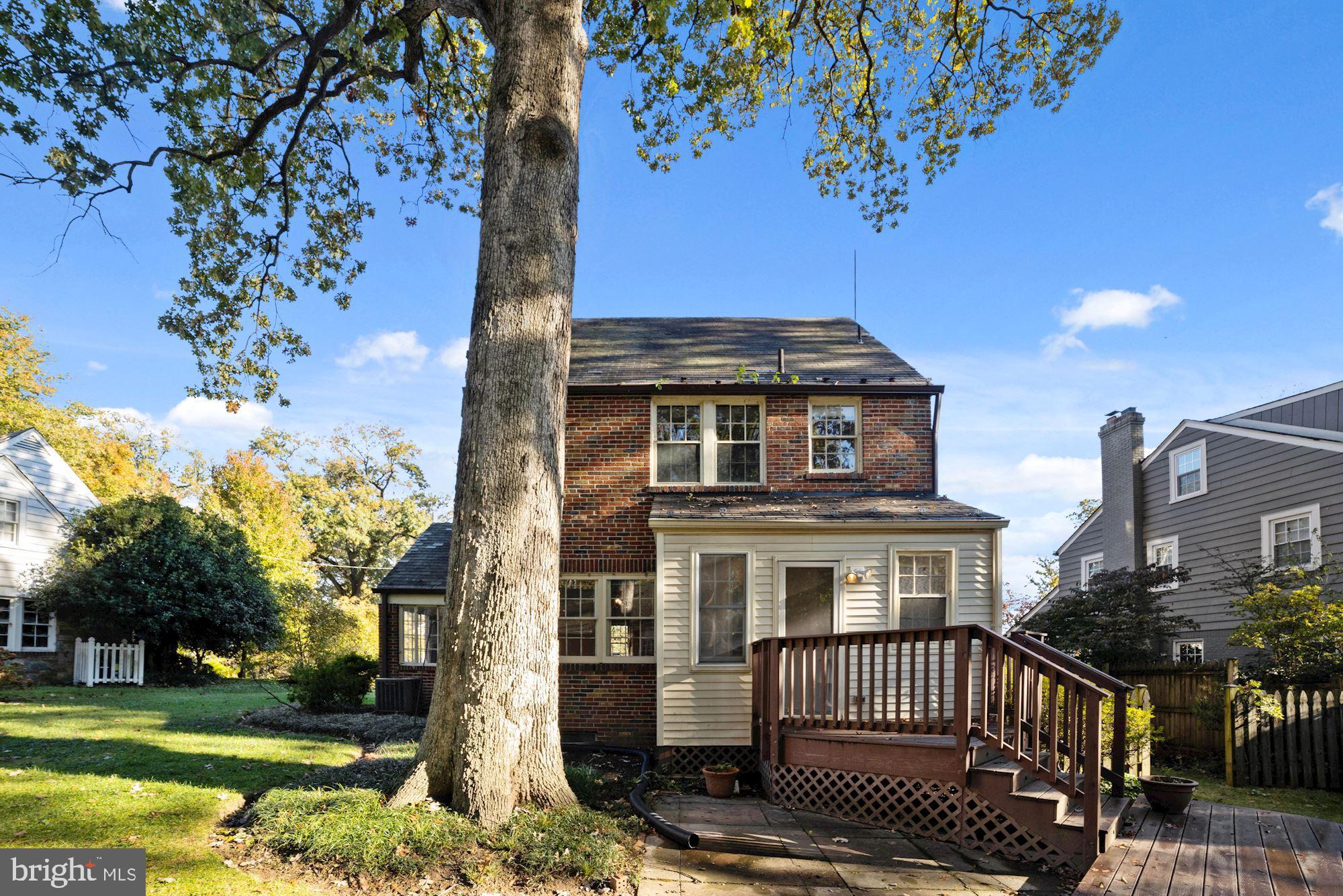 9 Hilltop Road Silver Spring, MD 20910 - Photo 2 of 47