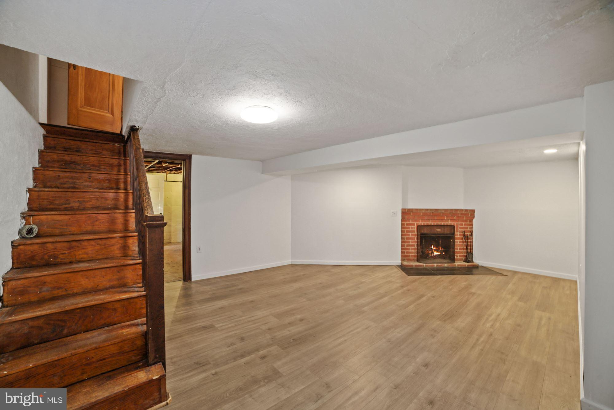 9 Hilltop Road Silver Spring, MD 20910 - Photo 11 of 47