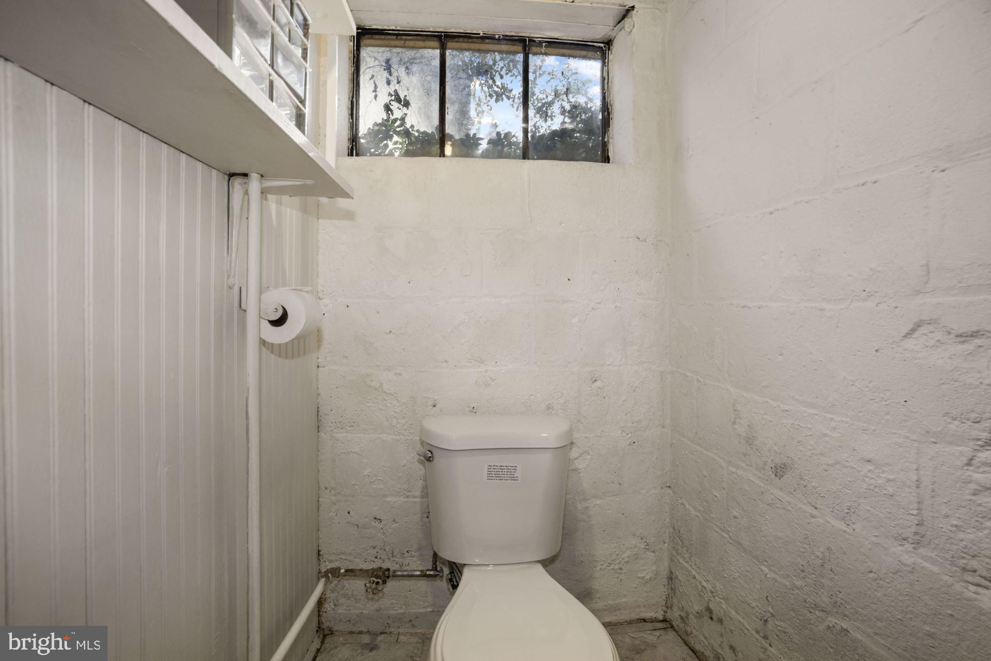 9 Hilltop Road Silver Spring, MD 20910 - Photo 44 of 47