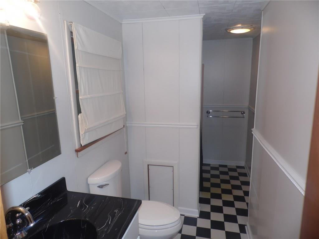 507 Kennedy Road Charleroi, PA 15022 - Photo 19 of 24 Main Bath located upstairs.