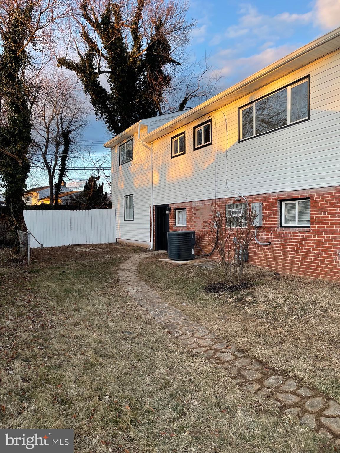 912 Marksworth Road Catonsville, MD 21228 - Photo 27 of 30 Right side of the house