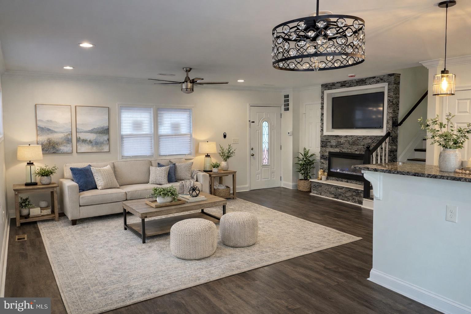 912 Marksworth Road Catonsville, MD 21228 - Photo 4 of 30 Living room virtual stage