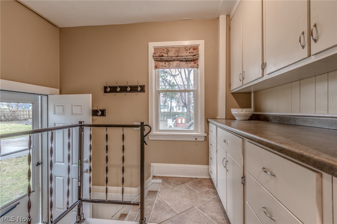 1505 Rydalmount Road Cleveland Heights, OH 44118 - Photo 14 of 27