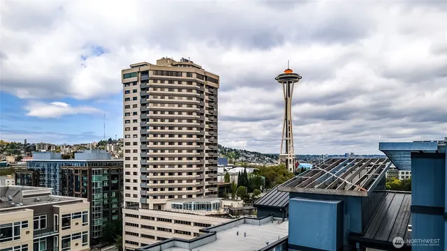 $1,995 | 2721 1st Avenue, Unit 604, Seattle, WA 98121