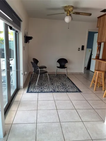 a view of a entryway with furniture