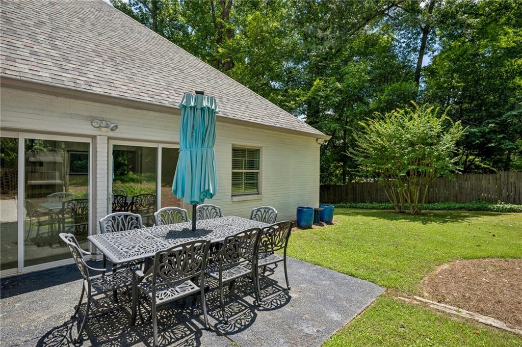 2211 Hill Park Court Decatur, GA 30033 - Photo 26 of 34