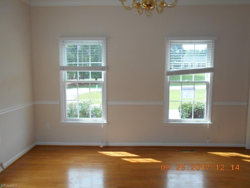 6906 Bridgewood Road Clemmons, NC 27012 - Photo 4 of 30 Gallery Image 4