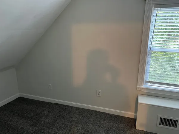 $1,800 | 658 Old West Central Street, Franklin, MA 02038