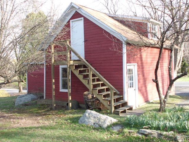 252 Frantz Hill Road Scotrun, PA 18355 - Photo 5 of 32