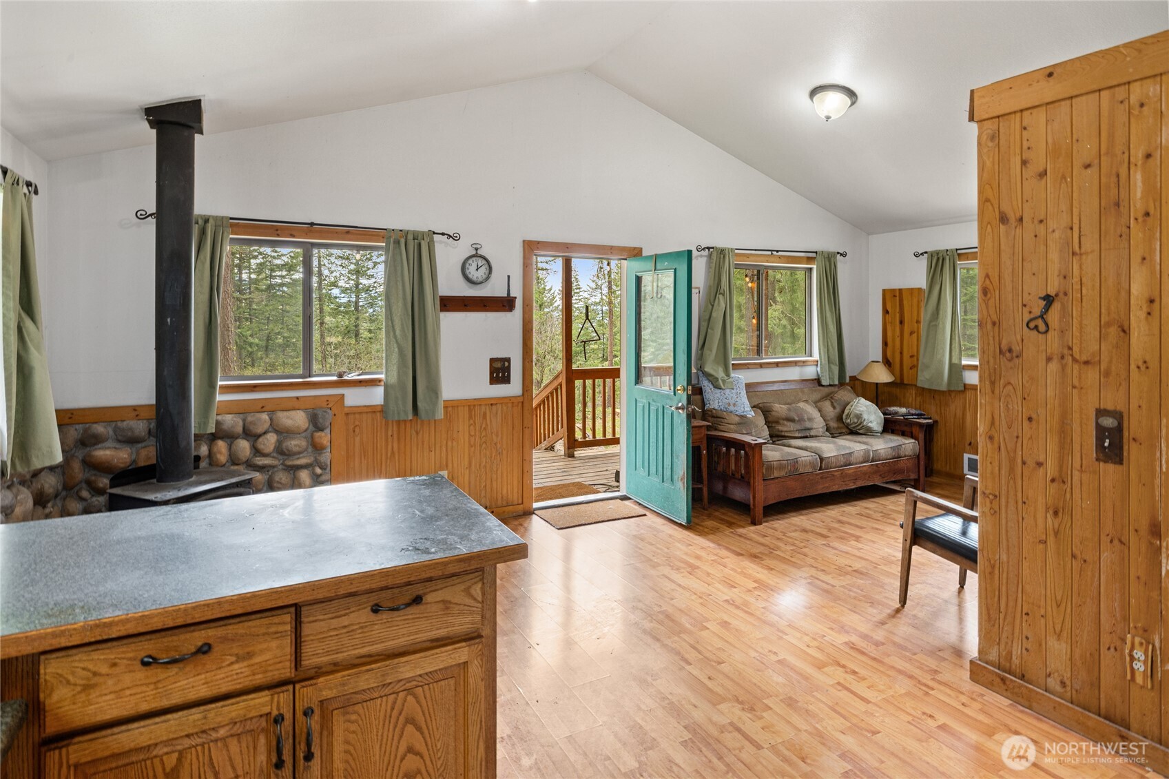 630 Hidden Springs Road Cle Elum, WA 98922 - Photo 7 of 20