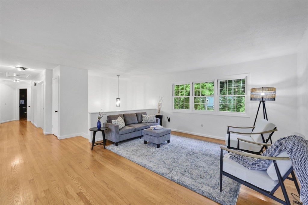 210 Strong Street Amherst, MA 01002 - Photo 6 of 40