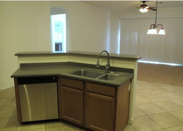 $2,500 | 43514 North 44th Avenue, New River, AZ 85087