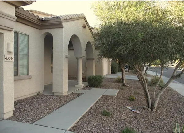 $2,500 | 43514 North 44th Avenue, New River, AZ 85087