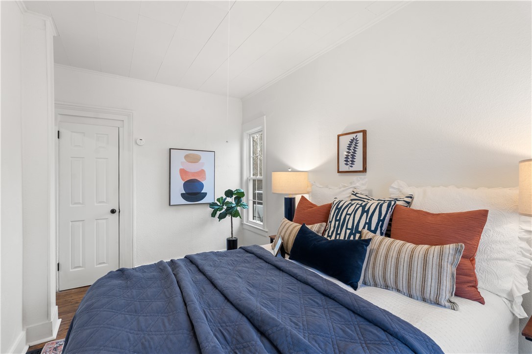 507 Ames Street Rochester, NY 14606 - Photo 16 of 37