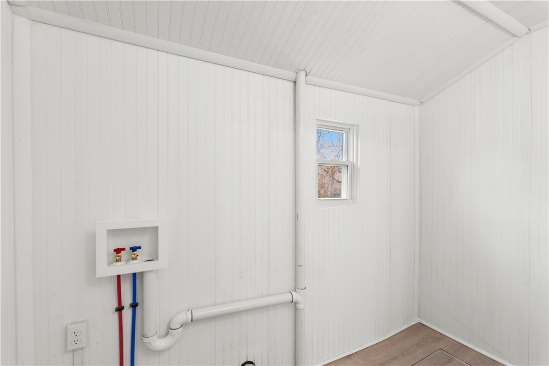 507 Ames Street Rochester, NY 14606 - Photo 22 of 37