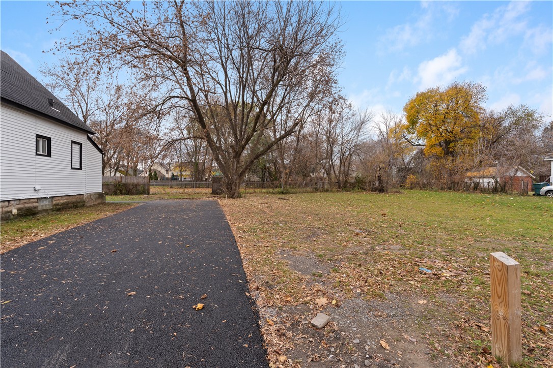 507 Ames Street Rochester, NY 14606 - Photo 23 of 37