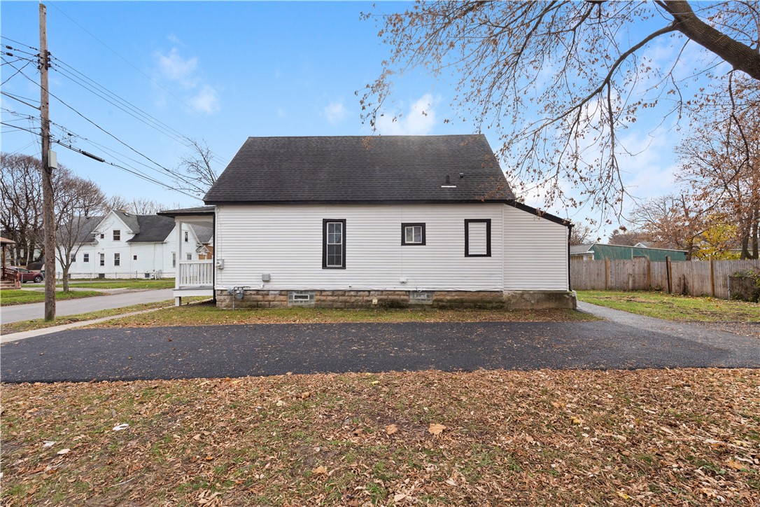 507 Ames Street Rochester, NY 14606 - Photo 24 of 37