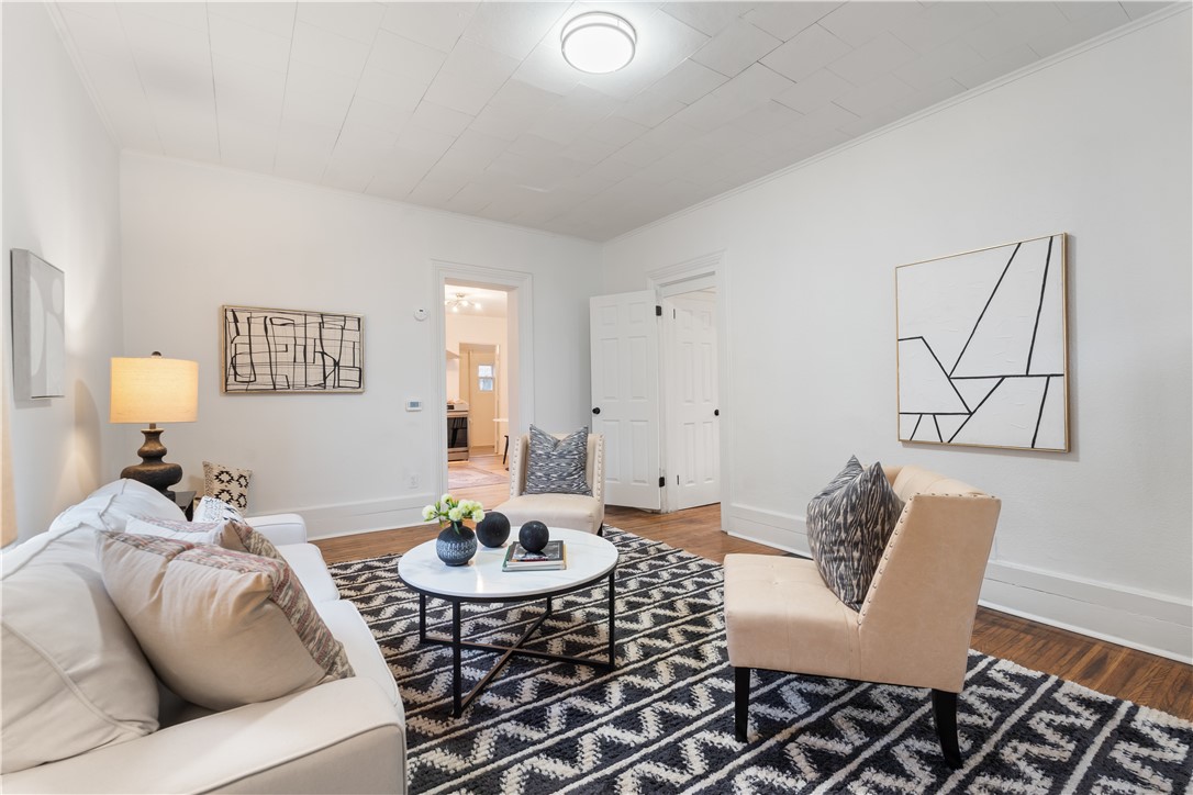 507 Ames Street Rochester, NY 14606 - Photo 7 of 37