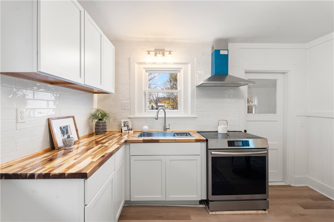 507 Ames Street Rochester, NY 14606 - Photo 8 of 37