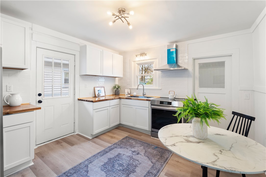 507 Ames Street Rochester, NY 14606 - Photo 10 of 37