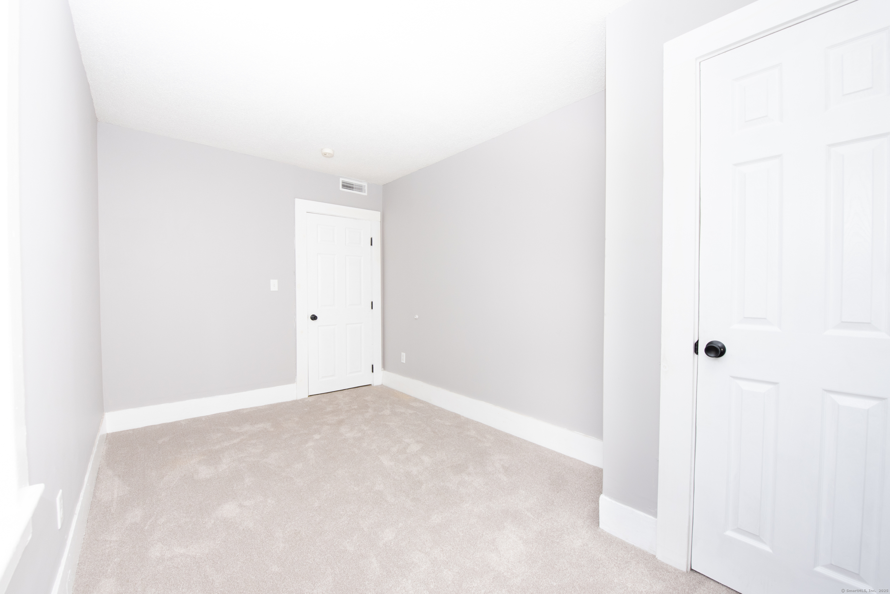 6 Crescent Street Ansonia, CT 06401 - Photo 12 of 25