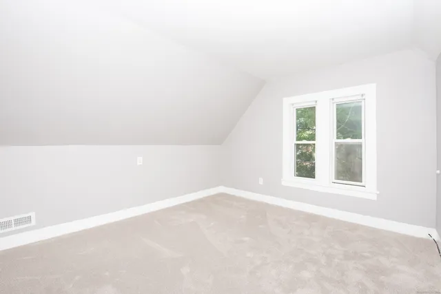 $2,400 | 6 Crescent Street, Ansonia, CT 06401