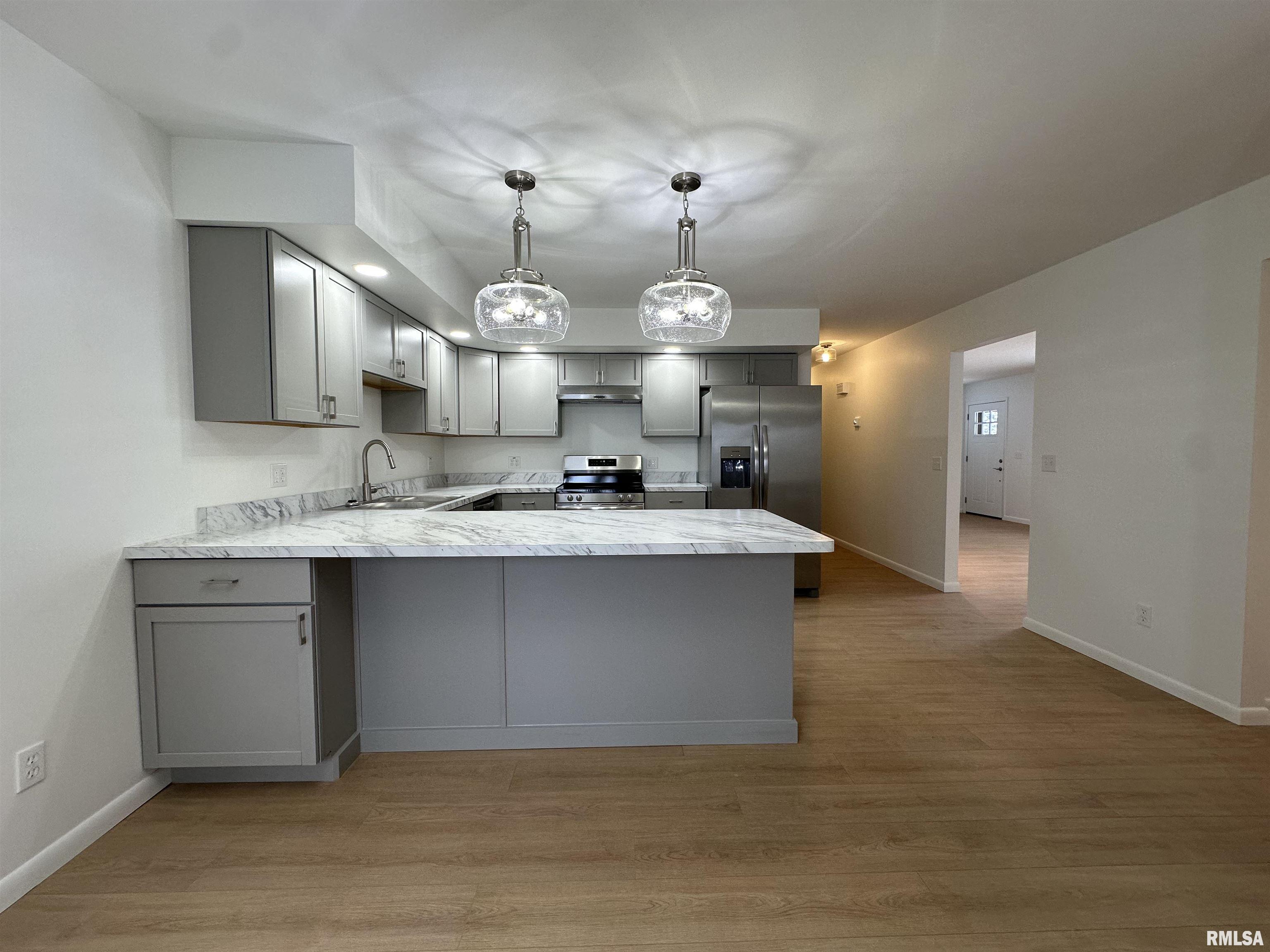 1823 South Madison Street Macomb, IL 61455 - Photo 8 of 21